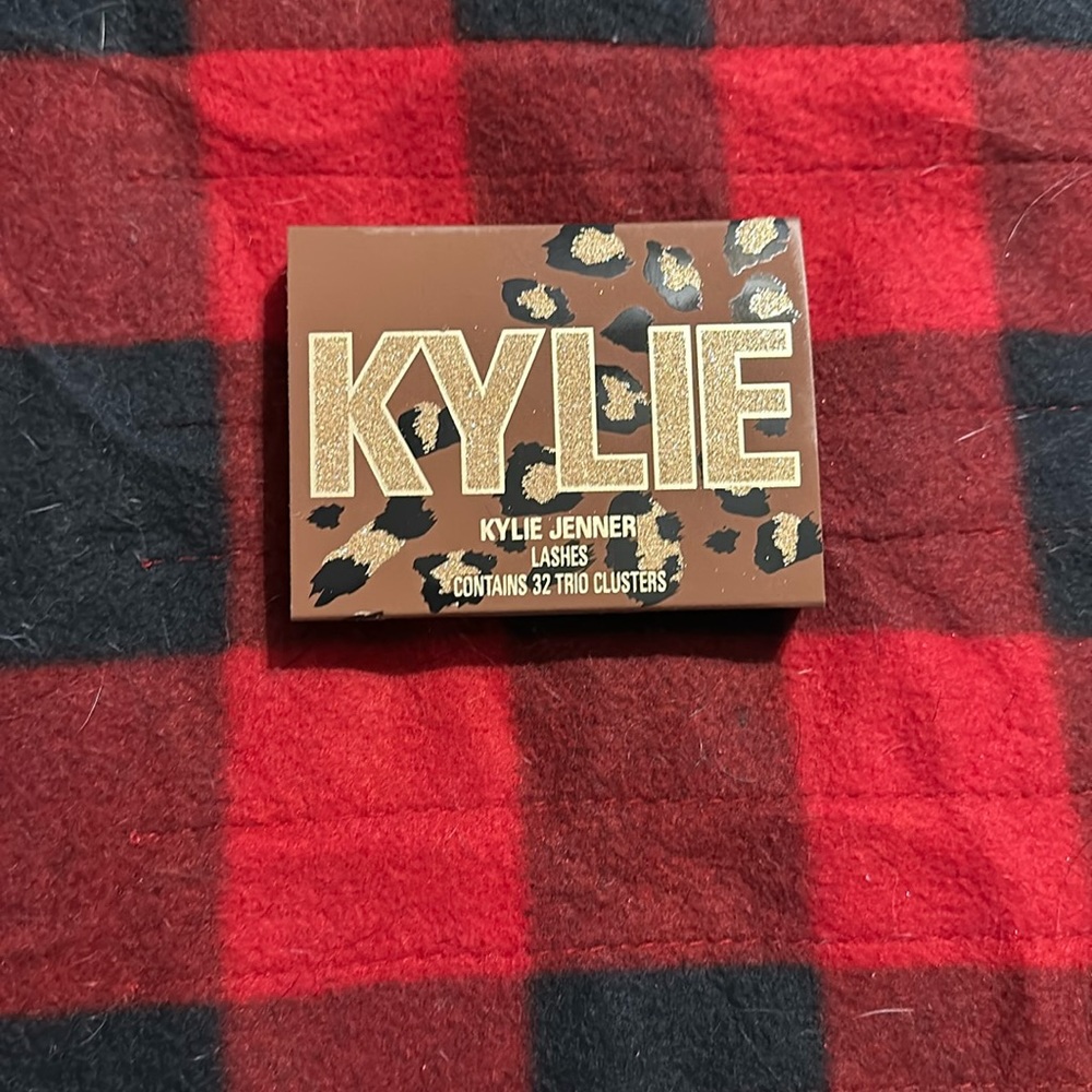 New KYLIE JENNER LASHES ✨️